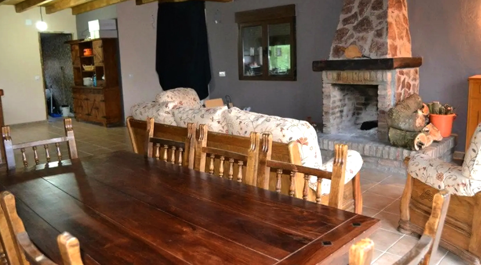 Comedor y chimenea